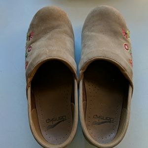 Dansko flowered shoes size 38 UK/8.5US